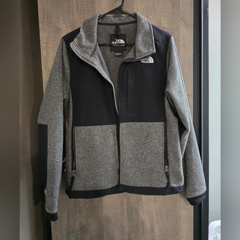 The North Face Gray and Black Fleece Jacket